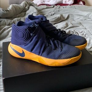 Nike Kyrie 2